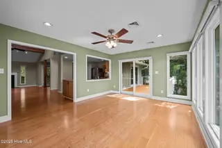 5504 Gondolier Drive, New Bern, NC 28560 – photo 19: 29-web-or-mls-DSC_3864