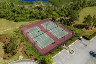 617 Cannonsgate Drive, Newport, NC 28570 – photo 15: Tennis courts