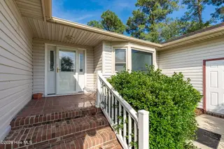 1011 Pelican Drive, New Bern, NC 28560 – photo 6: 1011 Pelican Drive6