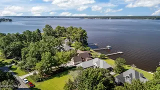 138 White Oak Bluff Road, Stella, NC 28582 – photo 4: 62-web-or-mls-DJI_20250725103129_0342_D