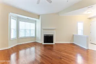3802 River Front Place Unit 204, Wilmington, NC 28412 – photo 6: IMG_9105