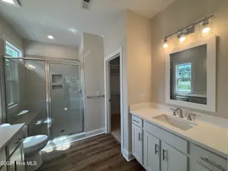 178 Pine View Boulevard, Beaufort, NC 28516 – photo 9: Primary Bath