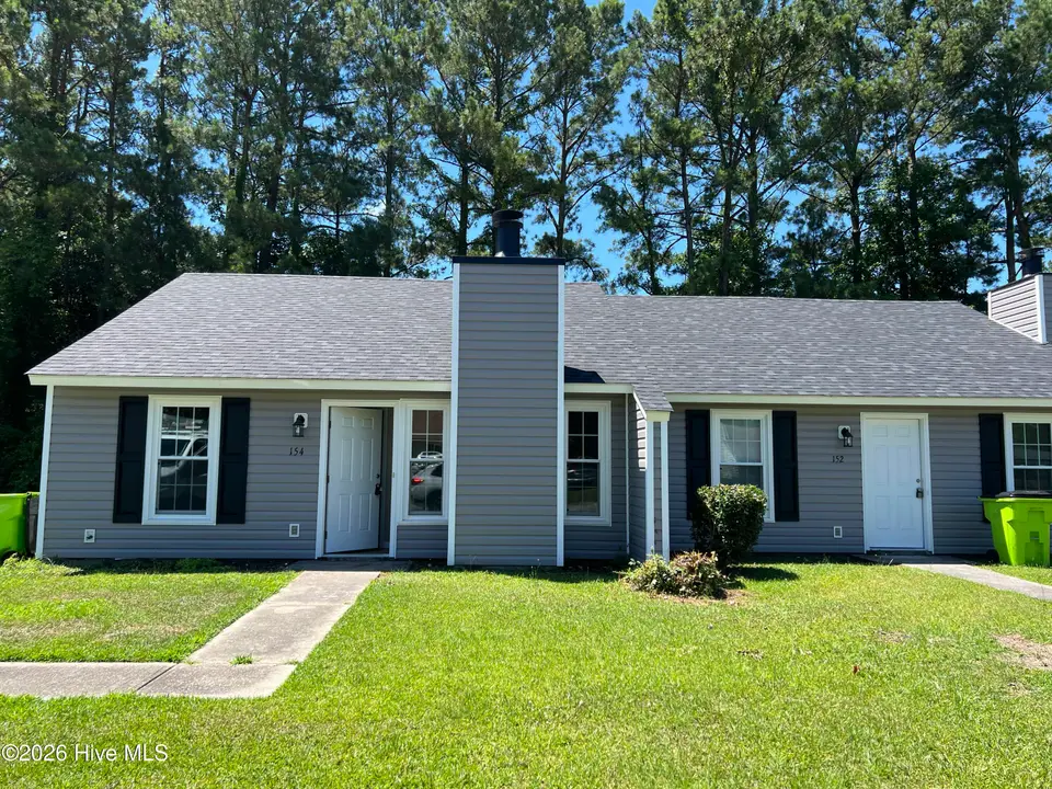 152 Twin Wood Drive, Havelock, NC 28532 – photo 1 of 9: 154 & 152 Twin Wood Dr