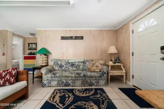 401 E Atlantic Boulevard, Atlantic Beach, NC 28512 – photo 22: Living room view