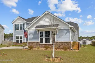 260 E Red Head Circle, Sneads Ferry, NC 28460 – photo 4: 1-web-or-mls-IMG_4542