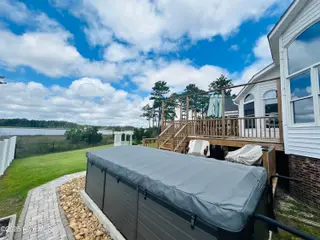 413 Pelican Harbor Road, Beaufort, NC 28516 — 3-bedroom home in Wards Creek Plantation, Beaufort, NC, photo 11 of 30: New Swim Spa