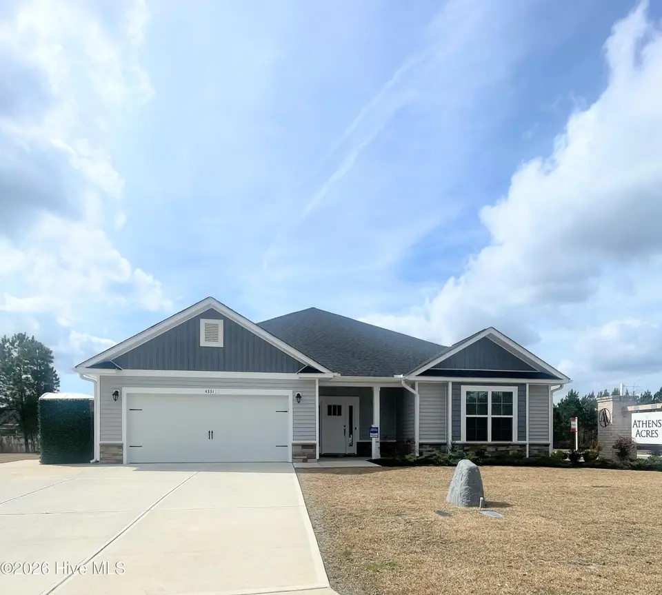 4331 Elizabeth Avenue, New Bern, NC 28562 – photo 1 of 19: IMG_2266