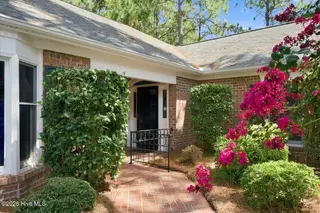 51 King Street, Southern Pines, NC 28387 — 2-bedroom home in Middleton Place, Southern Pines, NC, photo 5 of 18: 08-8_51 King St., Soouthern Pines, NC 28