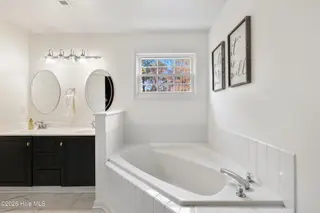 4617 Pine Hollow Drive, Wilmington, NC 28412 – photo 19: 20_img_0454
