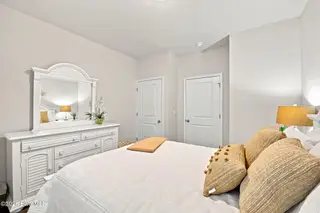 2013 Montford Drive, New Bern, NC 28562 – photo 18: 20-web-or-mls-DSC_8562_edit