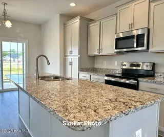 714 Secession Lane, Jacksonville, NC 28546 – photo 11: Laura E 21