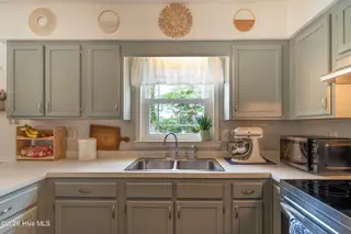 2043 N Kerr Avenue, Wilmington, NC 28405 – photo 2: 2043 N Kerr - -4-3