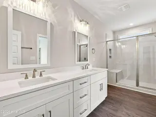 1002 Newcastle Alley, New Bern, NC 28562 – photo 11: Primary Bath