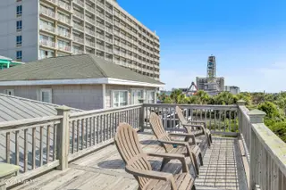 107 Carolina Beach Avenue S, Carolina Beach, NC 28428 – photo 12: Rooftop with Ferris Wheel