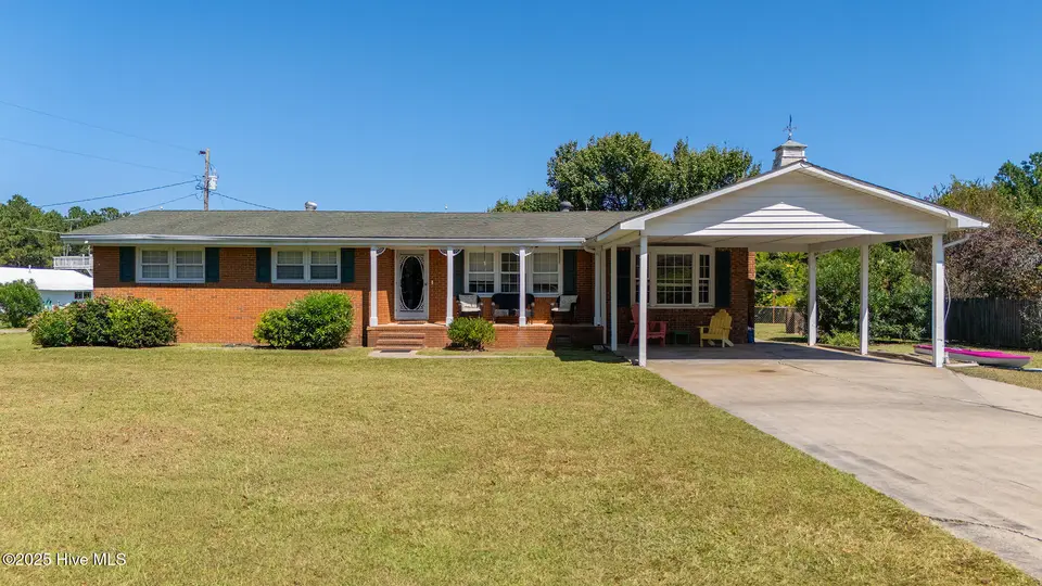 2596 Cedar Island Road, Cedar Island, NC 28520 — 3-bedroom home, Cedar Island, NC, photo 1 of 27: 2596 CEDAR ISLAND ROAD (1)