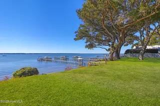 5005 Holly Lane, Morehead City, NC 28557 – photo 12: 5005 Holly Lane