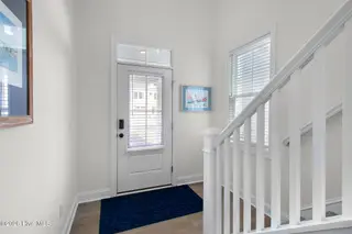 134 Freedom Park Road, Beaufort, NC 28516 – photo 12: Entry way