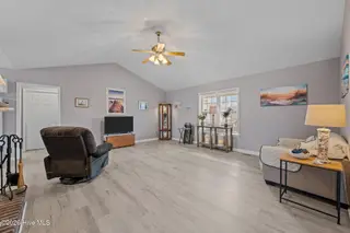 224 Stony Branch Road, New Bern, NC 28562 — 3-bedroom home in Beaver Dam, New Bern, NC, photo 15 of 38: 23-web-or-mls-DSC_1803