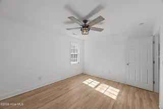 3414 Richard Court, New Bern, NC 28560 — 3-bedroom home in Pinecrest Estates, New Bern, NC, photo 6 of 38: another view from bathroom side