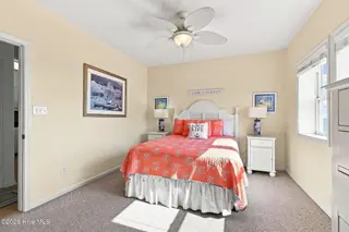 2801 Pier Pointe Drive B2, Emerald Isle, NC 28594 – photo 17: Primary Suite