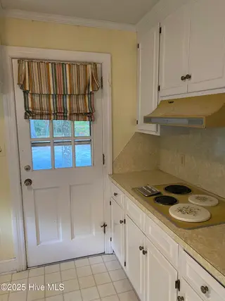 203 Brentwood Drive N, Wilson, NC 27893 – photo 9: IMG_1105