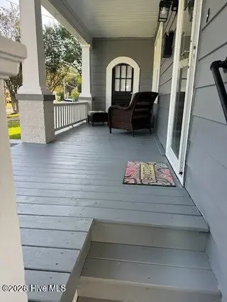 913 W Church Street, Elizabeth City, NC 27909 – photo 6: Front Porch