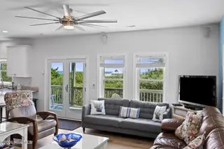 104 Wiley Court, Emerald Isle, NC 28594 – photo 17: Living Area