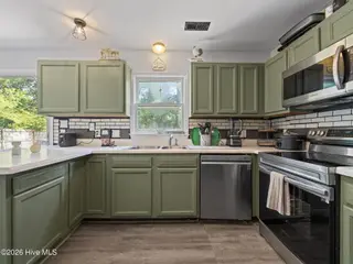 202 Palamino Trail, Jacksonville, NC 28546 – photo 8: 14-web-or-mls-202 Palamino Trail 27