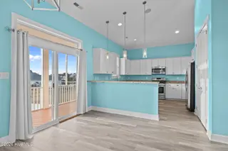 1305 Barnacle Lane, Morehead City, NC 28557 – photo 20: 41-web-or-mls-1S3A7041