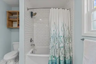 102 Shady Path, Cedar Point, NC 28584 – photo 22: Guest Bath