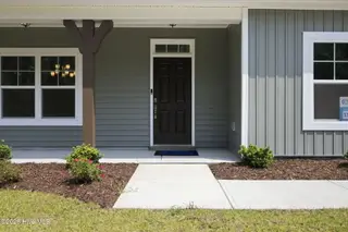 4214 Tinsley Court, Ayden, NC 28513 – photo 4: 17-web-or-mls-IMG_4244