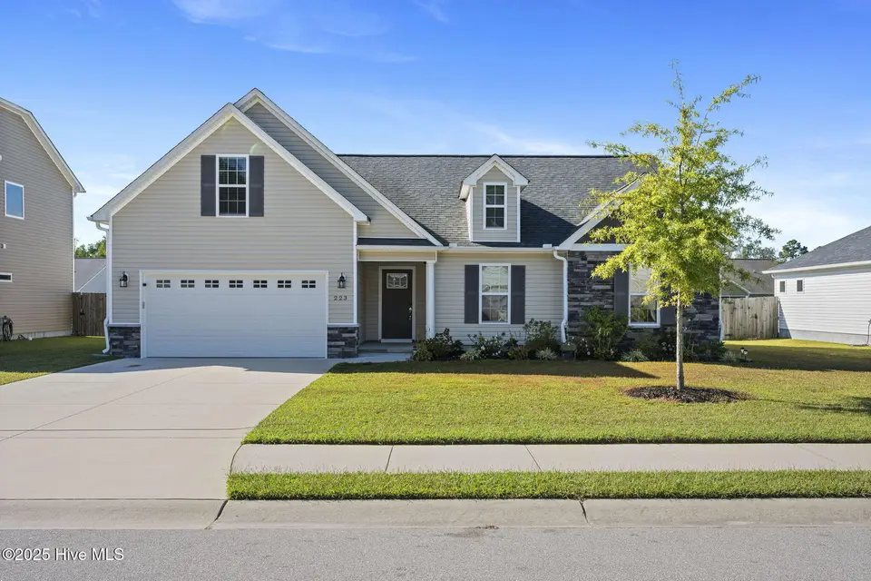 223 Independence Boulevard, Newport, NC 28570 – photo 1 of 49: 1-web-or-mls-223-Independance-001