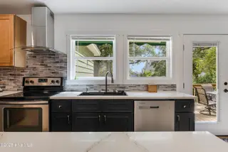 704 Shoreline Drive E, Sunset Beach, NC 28468 – photo 11: 704 Shoreline-12