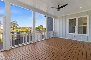 502 Swan Court, Beaufort, NC 28516 – photo 19: Screened In Porch