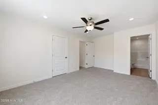 104 Palm Circle, Havelock, NC 28532 – photo 15: 15-web-or-mls-DSC_0375