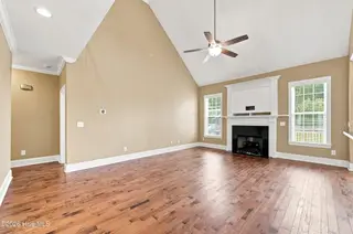 102 Sylvan Court, Elizabeth City, NC 27909 – photo 13: 027_mh2_5343