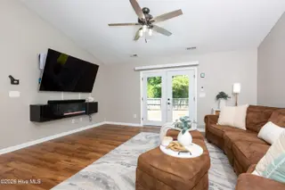 154 Crooked Run Drive, New Bern, NC 28560 – photo 24: 20260604-Rock I (3598 of 1)