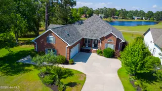 5711 Sloop Court, New Bern, NC 28560 – photo 1: 5711 Sloop Court, New Bern, NC