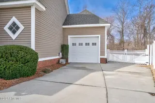 147 Beth Eden Court, Rocky Mount, NC 27803 – photo 3: Garage