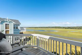 648 Ocean Boulevard W, Holden Beach, NC 28462 — 3-bedroom home in Bacon Island Harbor, Holden Beach, NC, photo 20 of 65: mls-DSC05420