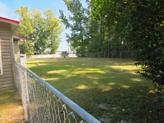 250 Waccamaw Shores Road, Lake Waccamaw, NC 28450 – photo 4: 33286
