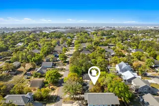 121 NW 19th Street, Oak Island, NC 28465 – photo 4: tempImageakeV53