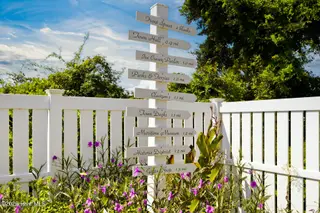 108 22 Macgregor Drive, Beaufort, NC 28516 – photo 22: 20-1-web-or-mls-43-print-chadwick-visual