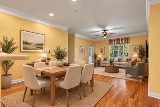 250 Woodlands Way Unit 14, Calabash, NC 28467 — 3-bedroom condo in Woodlands @ Crow Creek, Calabash, NC, photo 15 of 49: Living Room