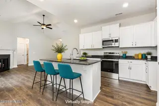82 Laramie Lane, Selma, NC 27576 – photo 13: Kitchen Virtually Staged