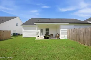 1409 B Dorset Drive, Greenville, NC 27834 – photo 18: Backyard