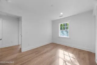 708 Bonham Avenue, Wilmington, NC 28403 – photo 17: 27_bedroom