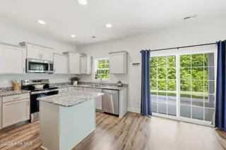 1023 Marlin Boulevard, New Bern, NC 28562 – photo 9: Kitchen