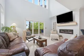 2659 Seashore Road SW, Supply, NC 28462 — 4-bedroom home in Gators Grant, Supply, NC, photo 23 of 75: Lighthouse greatroom