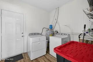 307 Fayetteville Avenue, Carolina Beach, NC 28428 – photo 18: 307FayettevilleAvenue-27